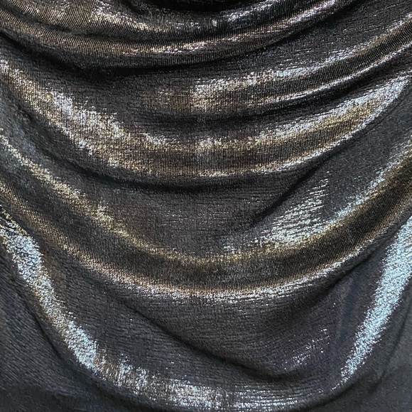 Clientele Vintage Shiny Silver Metallic Cowl Neck Cap Sleeve Holiday Party Top-M - Picture 4 of 16